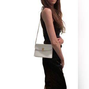 Gucci White and Gold Crossbody Bag with Flap Design
